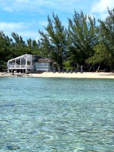 Gallery image of Beach Villas in Nassau