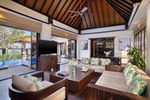 Телевизор и/или развлекательный центр в Anantara The Palm Dubai Resort