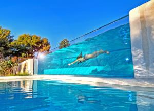Bazén v ubytování Punto Blu Village in Lanterna Premium Camping Resort nebo v jeho okolí