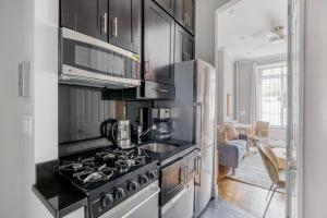 Φωτογραφία από το άλμπουμ του West Village 1br w wd nr local park NYC-1262 στη Νέα Υόρκη