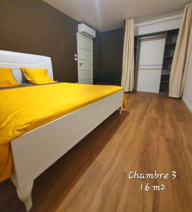 Ένα ή περισσότερα κρεβάτια σε δωμάτιο στο Belle Villa Contemporaine 10/12 personnes