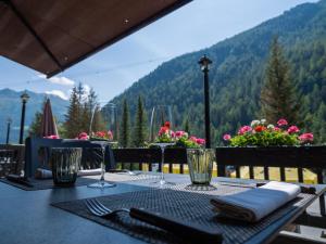 Splošen pogled na gorovje oz. razgled na gore, ki ga ponuja hotel