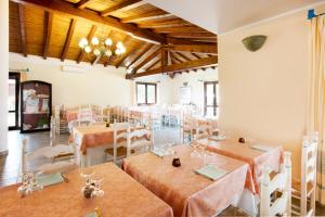 Restaurace v ubytování Li Suari Club Village