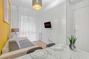 O zonă de relaxare la TUL18 - New Apartment With Modern Design -