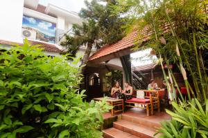 Zahrada ubytování Serendipity Experience Hoi An Hostel