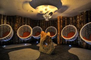 Część wypoczynkowa w obiekcie Hotel Alpine Palace