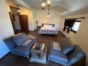 Fotografie z fotogalerie ubytování N'Bjeshke te guri i zi v destinaci Prizren