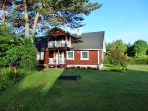Zahrada ubytování Sõrve Holiday Home