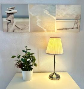 フエンヒロラにあるFuengirola Casa Centro Mar y Solの燈台