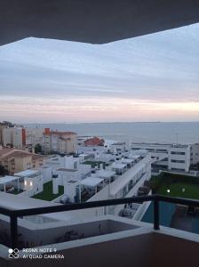 - un balcon offrant une vue sur l'océan dans l'établissement El MIRADOR, à El Puerto de Santa María