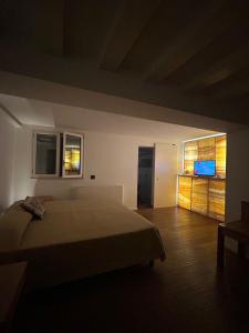 Кровать или кровати в номере Prince Suite Palermo