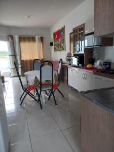Köök või kööginurk majutusasutuses Lar do Sossego