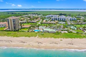 Gallery image of GV 5624 Golf Course View Condo-Welcome to Paradise in Fort Pierce