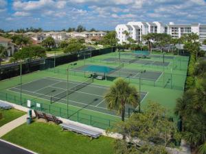 Tennis und/oder Squash in der Unterkunft GV 5624 Golf Course View Condo-Welcome to Paradise oder in der Nähe