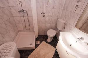 Koupelna v ubytování Apartment Sarita + 26 fotografií