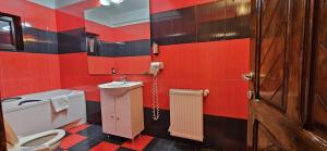 Koupelna v ubytování Hotel Bran Stoker