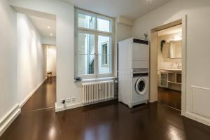 Kuvagallerian kuva majoituspaikasta Old town apt in the heart of Thun with garden, joka sijaitsee kohteessa Thun
