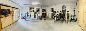 Posilňovňa alebo fitness centrum v ubytovaní DOLOMITI HOUSE 4