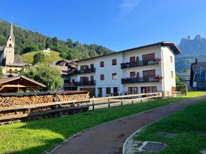 Výhľad na hory alebo výhľad na hory priamo z apartmánu