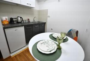 Köök või kööginurk majutusasutuses Apartman-studio “Suzana”