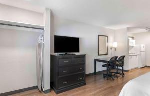 TV a/nebo společenská místnost v ubytování Extended Stay America Premier Suites - Miami - Downtown Brickell - Cruise Port