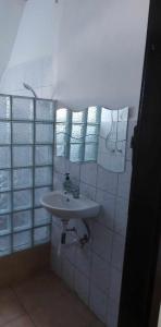 Uma casa de banho em Pihenés a Malomtónál privát bérlemény