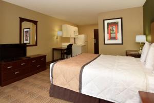 Postel nebo postele na pokoji v ubytování Extended Stay America Suites - White Plains - Elmsford