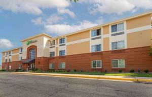 a rendering of a hotel on a street at Extended Stay America Suites - Washington, DC - Chantilly - Airport in Chantilly