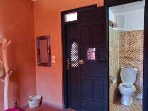 Ένα μπάνιο στο Riad Hostel JAD ZIAD