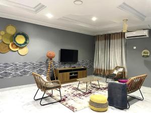 טלויזיה ו/או מרכז בידור ב-Tamaniroom- a private 1bed