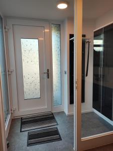 Galeriebild der Unterkunft Ferienhaus Alpenblick in Ermengerst + 30 Fotos