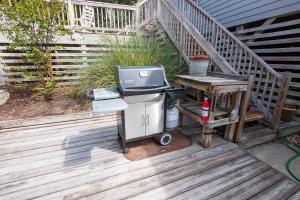 カローラにあるOS2I, The Beach Box- Oceanside, Private Pool, Hot Tub, Ping Pong Tableのギャラリーの写真