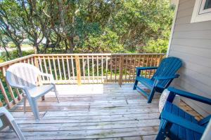 カローラにあるOS2I, The Beach Box- Oceanside, Private Pool, Hot Tub, Ping Pong Tableのギャラリーの写真