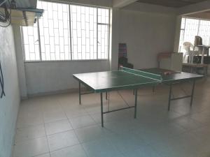 Съоражения за тенис на маса в Finca PANAKA или наблизо