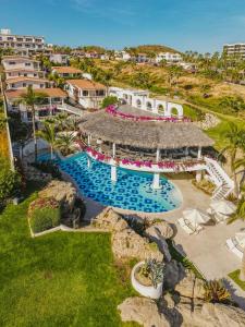 Bazén v ubytování Mar del Cabo By Velas Resorts Adults Only nebo v jeho okolí