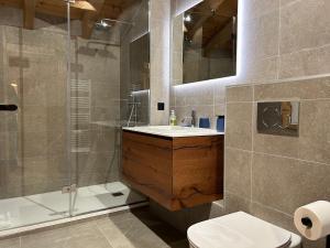 Phòng tắm tại Chalet Méribel, 7 pièces, 12 personnes - FR-1-355-244