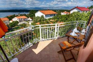Balkón alebo terasa v ubytovaní Apartment Karabaic by El-Pi Tours