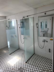 Koupelna v ubytování Halla Livingtel