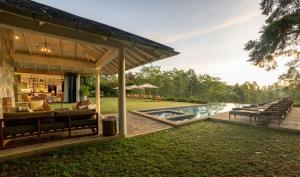 Бассейн в Stafford Bungalow - Stay More Nights and Enjoy Exclusive Savings или поблизости