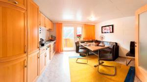 Kuchyň nebo kuchyňský kout v ubytování Appartement Zint + 30 fotografií