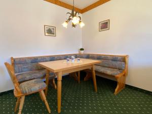 Posedenie v ubytovaní Meilerhof