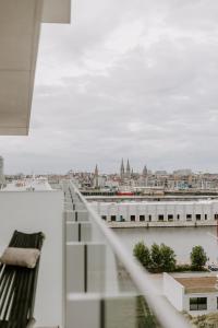 widok na miasto z dachu budynku w obiekcie Suite O w Ostendzie
