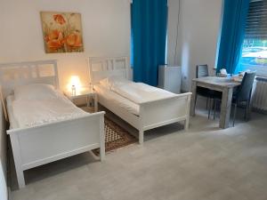 Foto dalla galleria di A&S Ferienwohnungen Koblenzer Strasse a Bonn