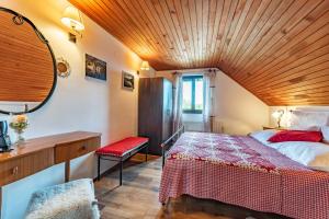 Postel nebo postele na pokoji v ubytování B&B Villa Sumrak Plitvica