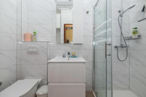 Koupelna v ubytování Apartments Dominko + 20 fotografií