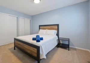 Ένα ή περισσότερα κρεβάτια σε δωμάτιο στο Modern 3 Bed Apartment At Mid West