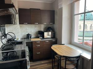 Kuchyňa alebo kuchynka v ubytovaní Apartament "U OLI"