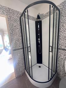 Imagen de la galería de Charmant studio centre historique stationnement à proximité, en Aix-en-Provence