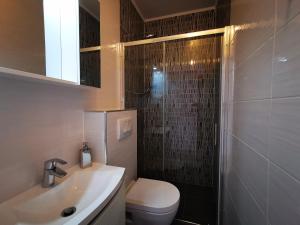 Koupelna v ubytování Sara Apartments Malinska