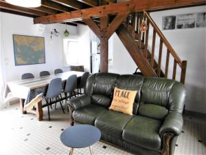 Posedenie v ubytovaní Maison 4 pièces 6 personnes à 500 m de la plage - Yaelle
